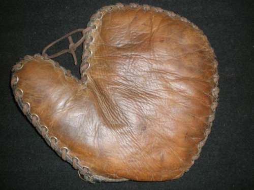 A.J. Reach Basemitt Front 2